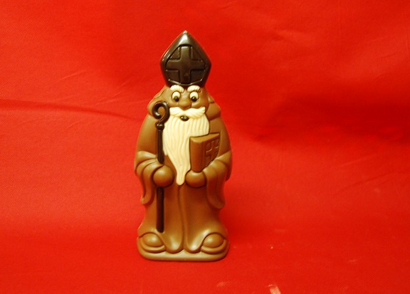 * Sint met staf/boek 24,5 cm