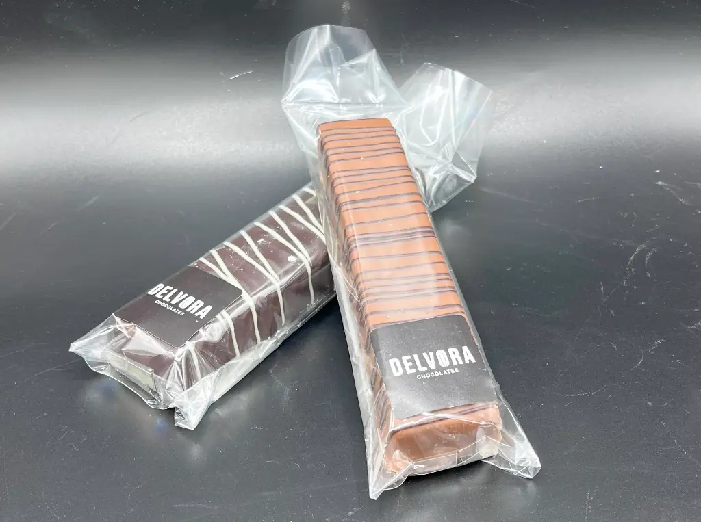 * Marsepein enrobé 40% amandelen