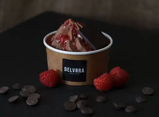 * Gelato ijs - 80% chocolade met framboos